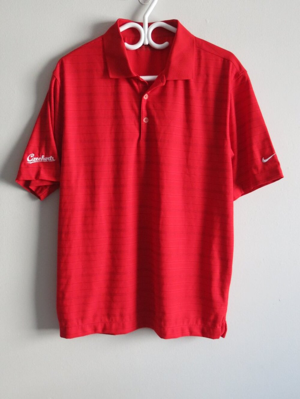 NIKE Golf Fit Dry Textured Stripe Red Short Sleeve Shirt - Size Medium